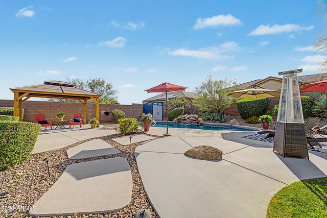 40802 N THUNDER HILLS Court, Phoenix, AZ 85086