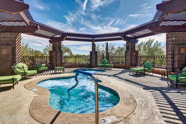 40802 N THUNDER HILLS Court, Phoenix, AZ 85086