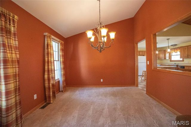 1010 Tick Ridge Road, Silex, MO 63377