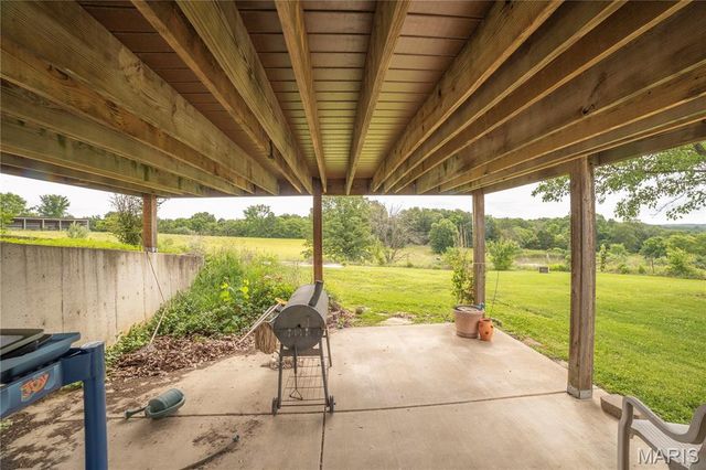 1010 Tick Ridge Road, Silex, MO 63377