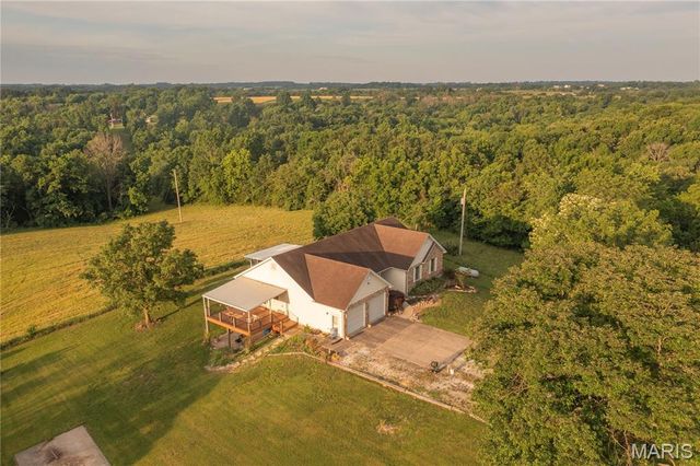 1010 Tick Ridge Road, Silex, MO 63377
