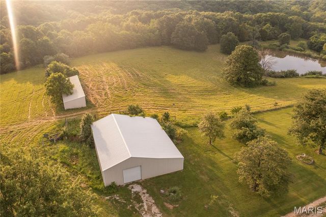 1010 Tick Ridge Road, Silex, MO 63377