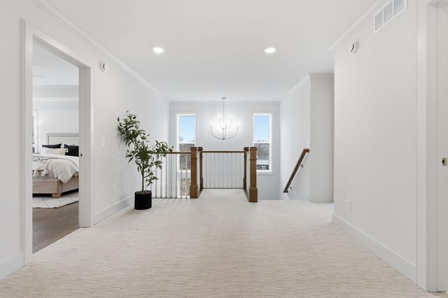 380 Laurel Curve, Golden Valley, MN 55426