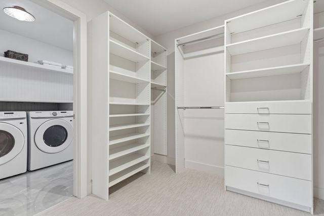 380 Laurel Curve, Golden Valley, MN 55426