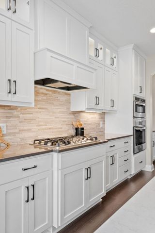 16568 Duluth Trail, Lakeville, MN 55044