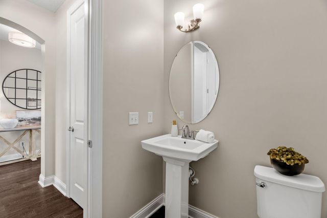 16568 Duluth Trail, Lakeville, MN 55044
