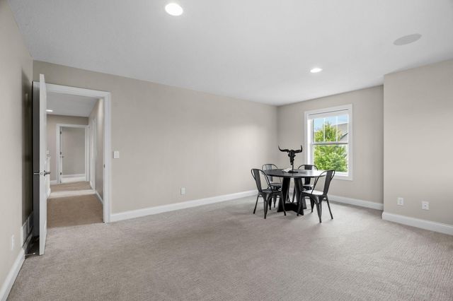 16568 Duluth Trail, Lakeville, MN 55044