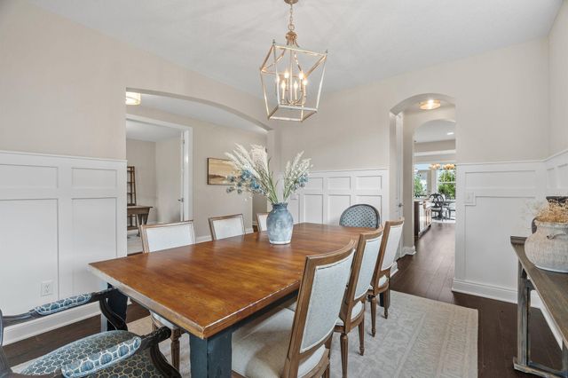 16568 Duluth Trail, Lakeville, MN 55044