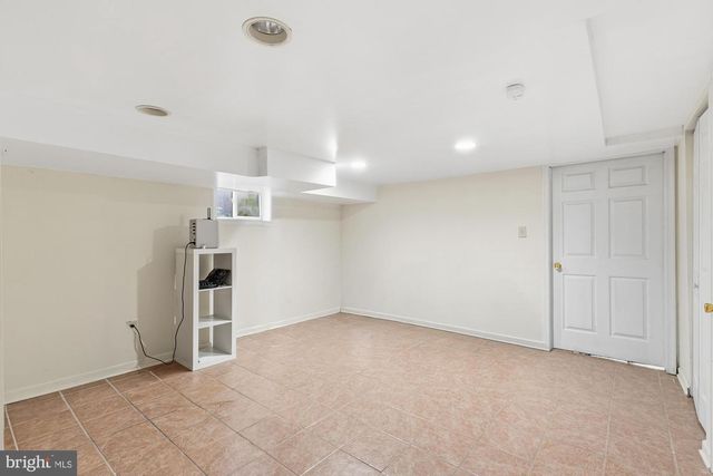 227 HAWAII AVE NE, Washington, DC 20011