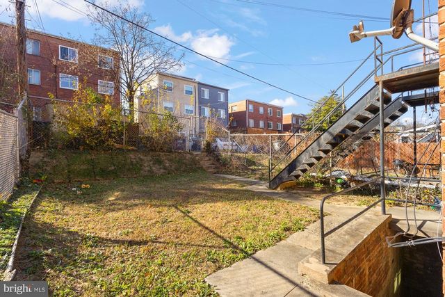 227 HAWAII AVE NE, Washington, DC 20011