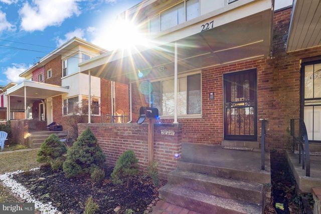 227 HAWAII AVE NE, Washington, DC 20011