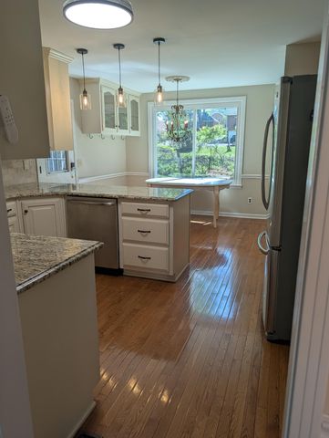 130 Nathan Forest DR, Hendersonville, TN 37075