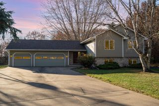 12288 Europa Avenue N, Hugo, MN 55110