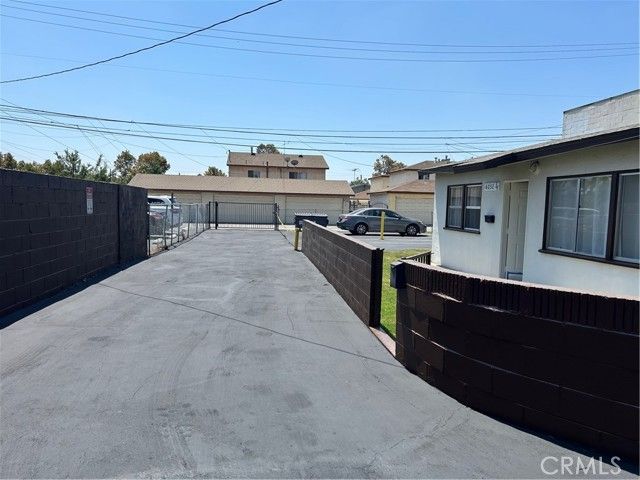 6032 Florence Avenue, Bell Gardens, CA 90201