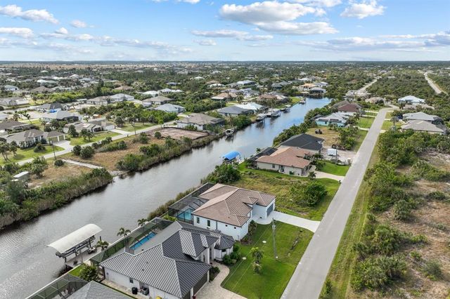 15384 HENNIPEN CIRCLE, Port Charlotte, FL 33981