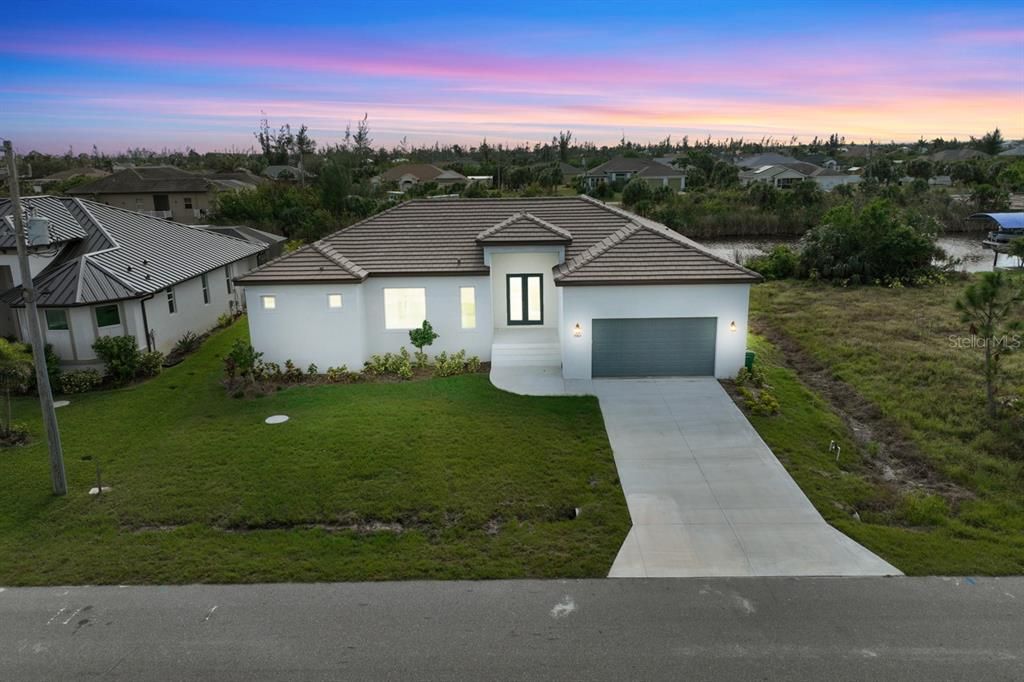 15384 HENNIPEN CIRCLE, Port Charlotte, FL 33981