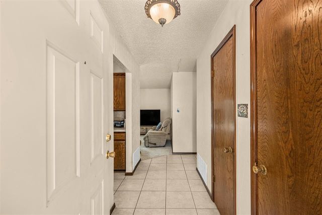 1704 SE Indiana Ave, Lawton, OK 73501