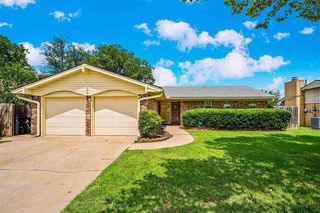 1704 SE Indiana Ave, Lawton, OK 73501
