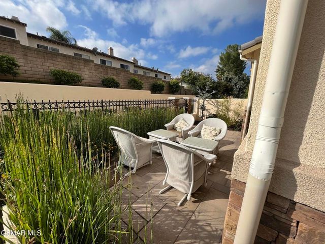 1204 Vista Heights Court, Newbury Park, CA 91320