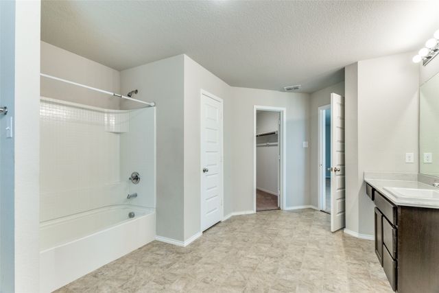 6341 Bollard Drive, Fort Worth, TX 76179
