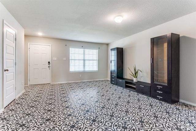6341 Bollard Drive, Fort Worth, TX 76179