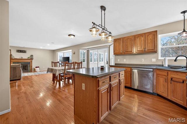 1222 Pinehurst Club Court, O'fallon, MO 63366