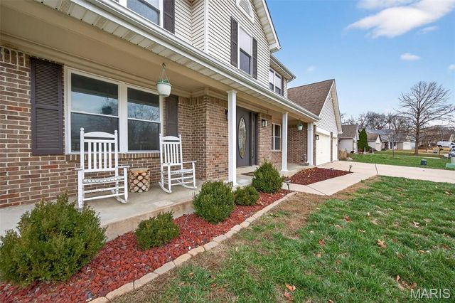 1222 Pinehurst Club Court, O'fallon, MO 63366