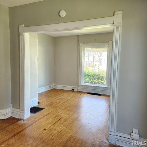 108 N Henry Street, Milford, IN 46542