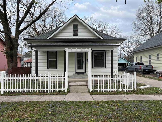 510 Cottonwood ST, Emporia, KS 66801