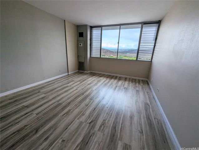 3045 Ala Napuaa Place 1607, Honolulu, HI 96818