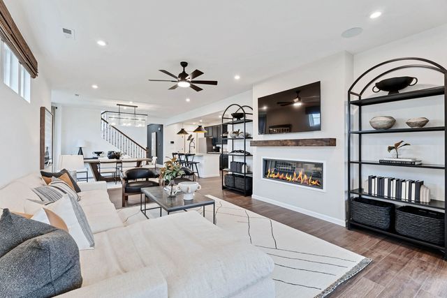 6238 Links Drive 04001, Woodridge, IL 60517