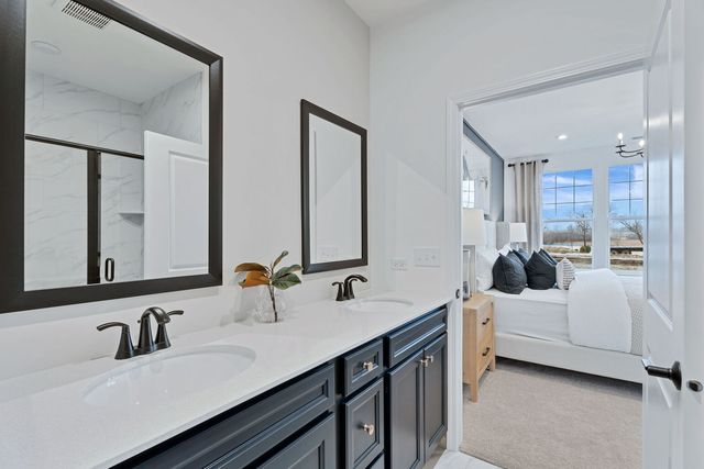 6238 Links Drive 04001, Woodridge, IL 60517