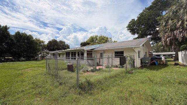 8822 E CRESCO LANE, Inverness, FL 34450