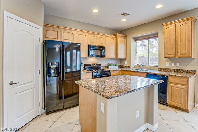 10737 DRAKE RIDGE Avenue, Las Vegas, NV 89166