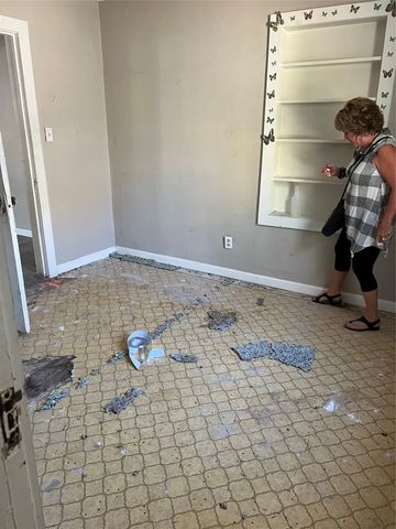 4044 2nd Avenue, Des Moines, IA 50313