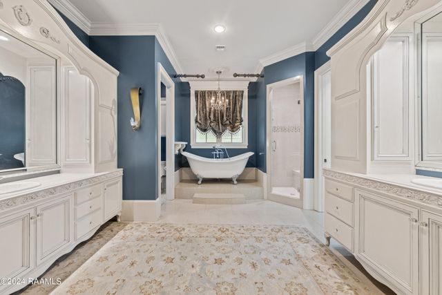 529 Rue La Belle, Breaux Bridge, LA 70517