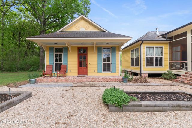 529 Rue La Belle, Breaux Bridge, LA 70517