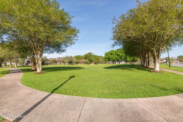 529 Rue La Belle, Breaux Bridge, LA 70517