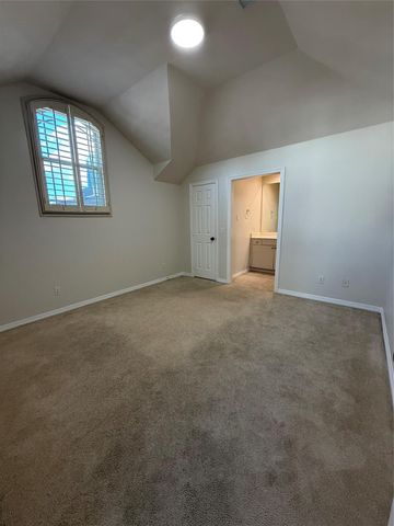 2 Milan Estates, Houston, TX 77056