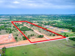 1205 Twin Oaks Dr, Blanchard, OK 73010
