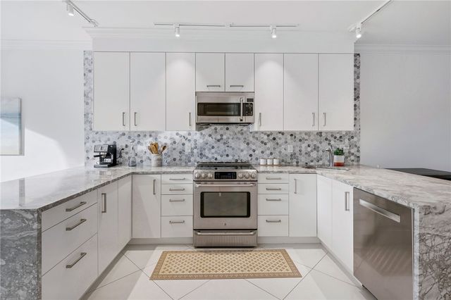 4800 Bethel Creek Drive 6S, Vero Beach, FL 32963