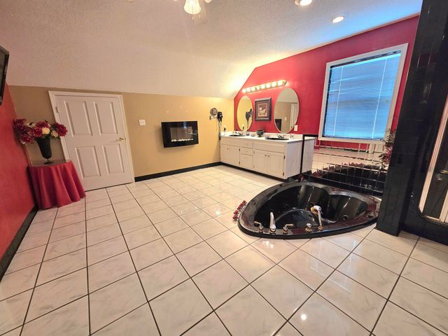 919 Delmar Avenue, Bayou Vista, LA 70380