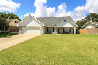 919 Delmar Avenue, Bayou Vista, LA 70380