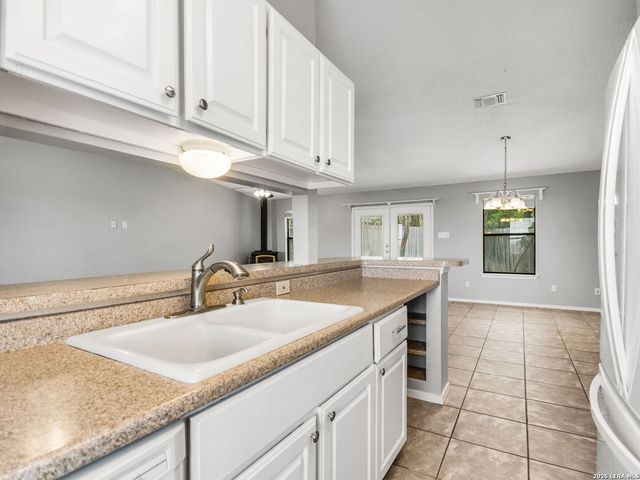 113 E View Point, Boerne, TX 78006