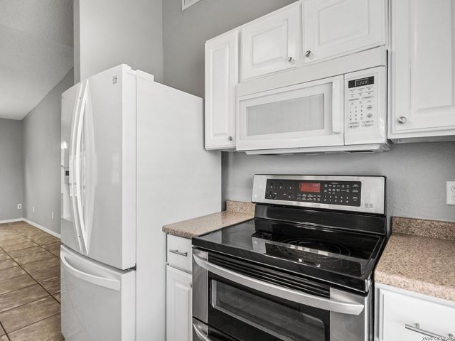 113 E View Point, Boerne, TX 78006