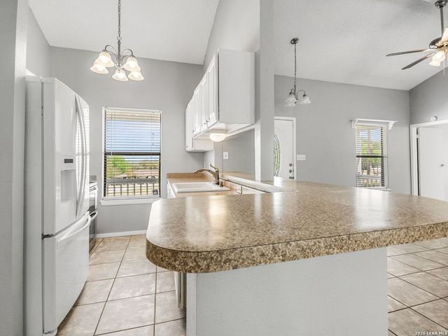 113 E View Point, Boerne, TX 78006