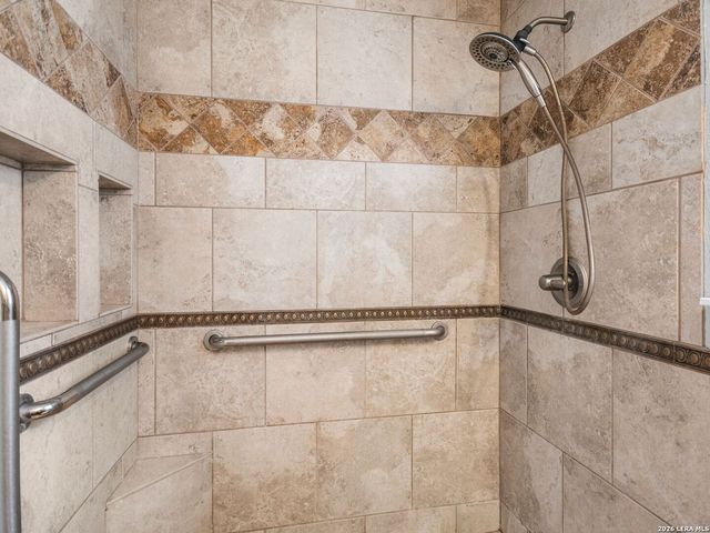 113 E View Point, Boerne, TX 78006