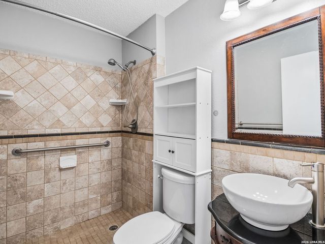 113 E View Point, Boerne, TX 78006