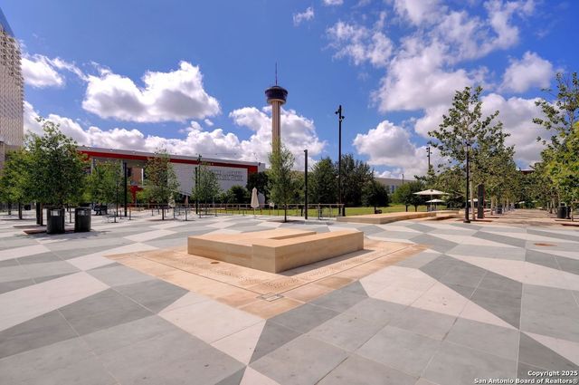 610 E Market St Unit 2508, San Antonio, TX 78205