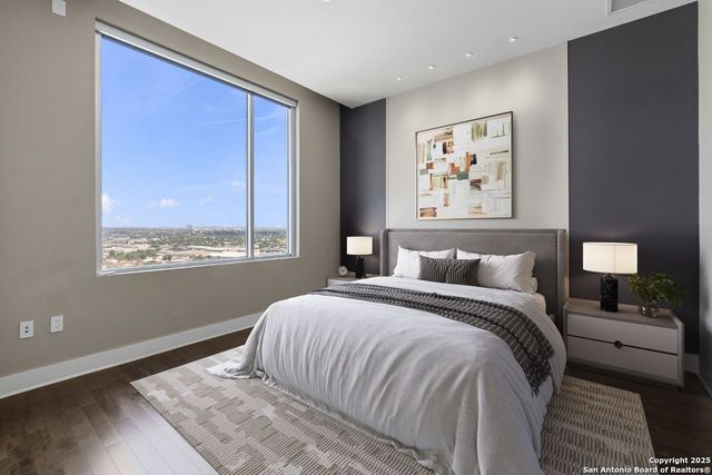 610 E Market St Unit 2508, San Antonio, TX 78205